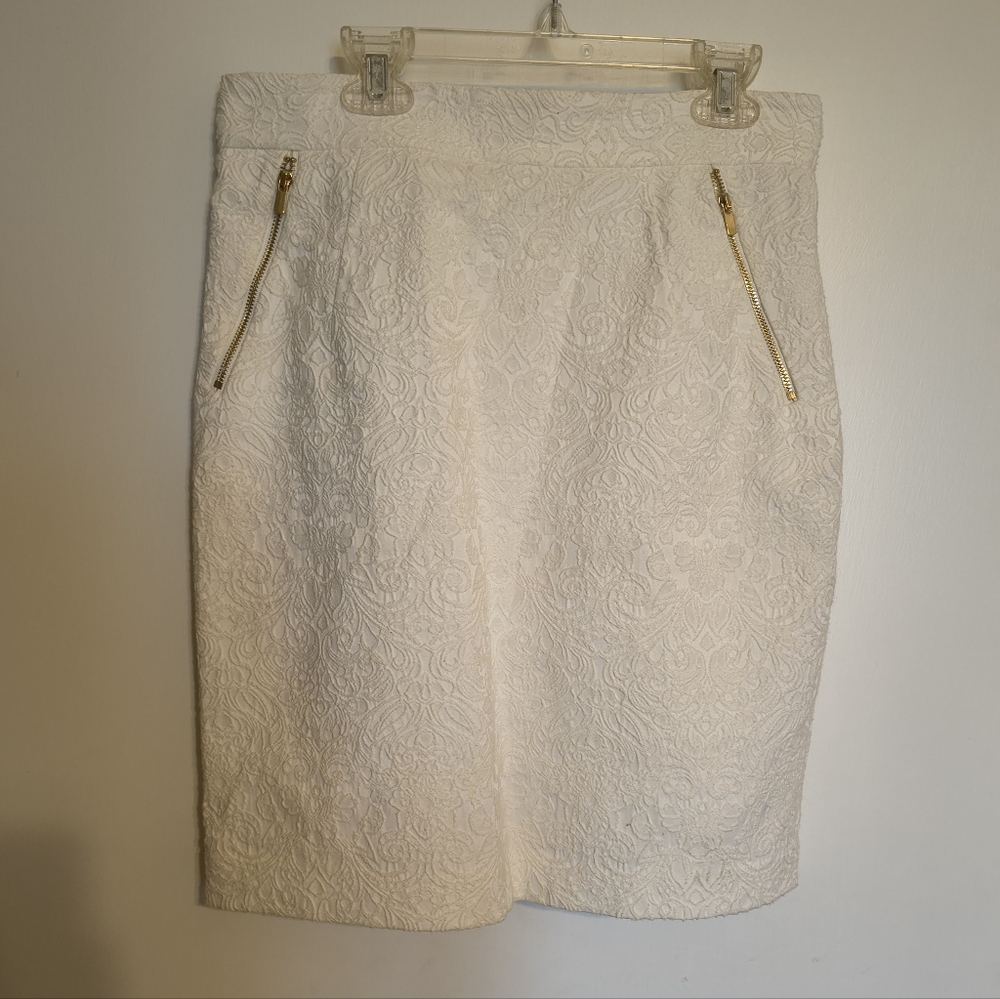 H&M Cream Textured Pencil Skirt with Gold Zippers